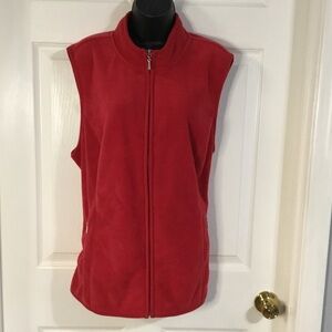 Karen Scott Sport red fleece vest, size 1X, NWT.